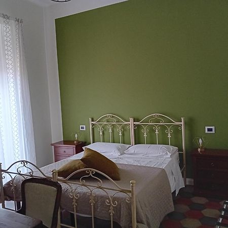 B&B Domus Palmi Buitenkant foto