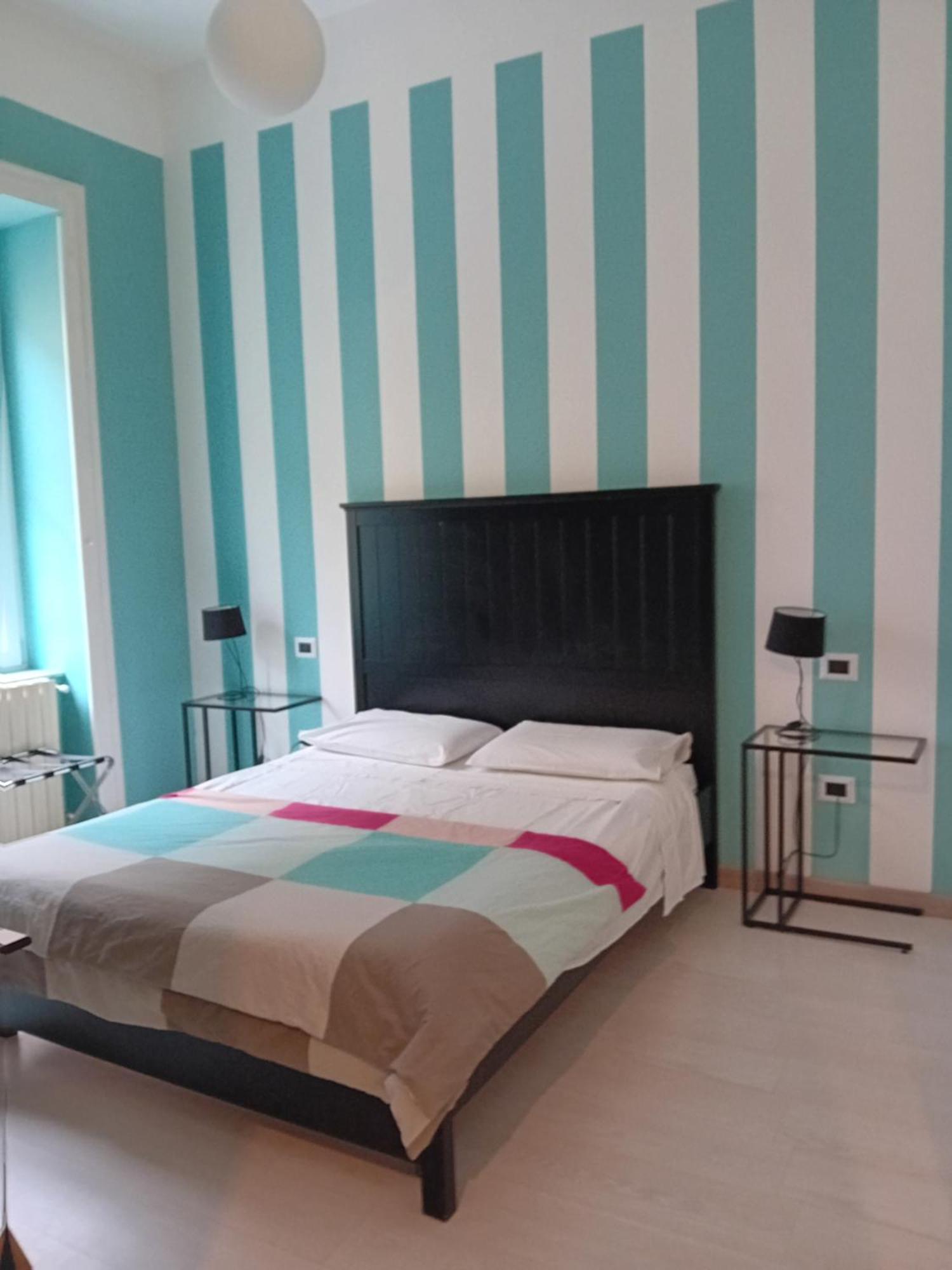 B&B Domus Palmi Buitenkant foto